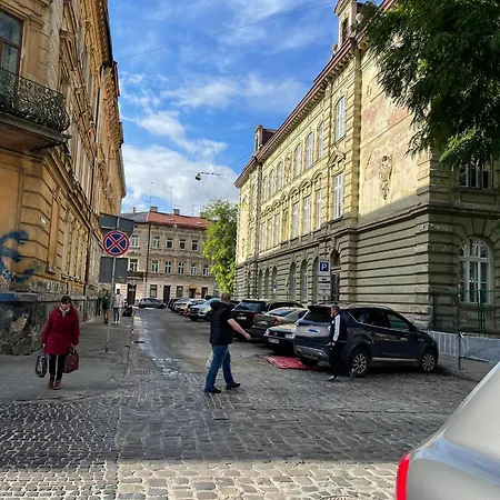 Vintage Apartment Kotlyarska10 Lviv Exterior photo